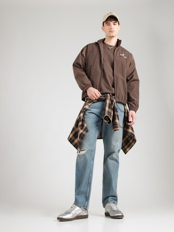 T-Shirt Pegador en marron