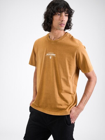 JACK & JONES Μπλουζάκι 'AXTON' σε καφέ: μπροστά