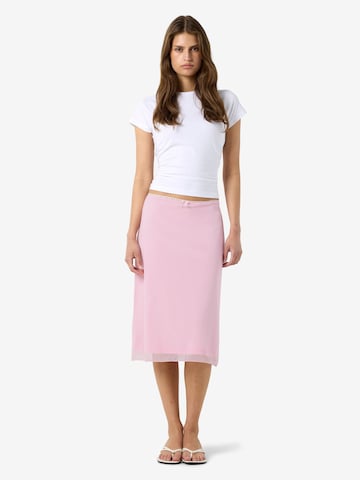 Noisy may Nederdel 'NMJudith' i pink