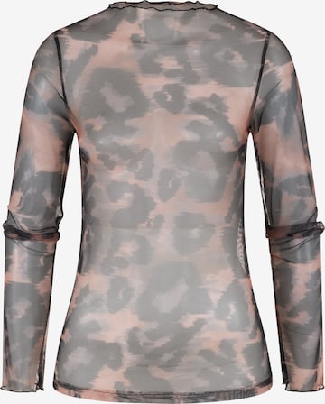 Cloud5ive Shirt in Schwarz: Vorderseite