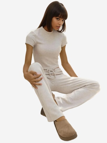 Hiccup - Perna larga Calças em branco