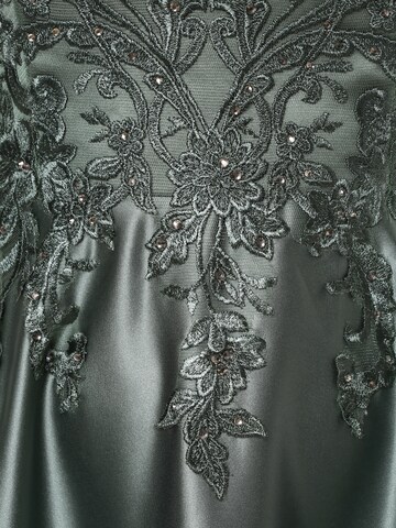 Robe de soirée ' ' Luxuar Fashion en vert