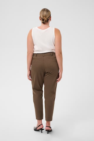 Coupe slim Pantalon KAFFE CURVE en marron