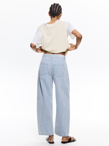 Pull&Bear Baggy Jeans in Blue