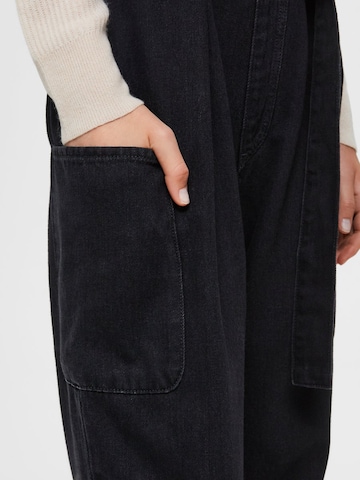 SELECTED FEMME Regular Jeans 'Dora' in Zwart