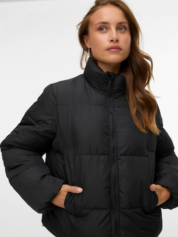 VERO MODA Vinterjakke 'VMPARDA' i sort
