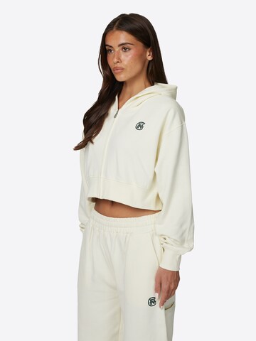 Good For Nothing Sweatvest in Beige