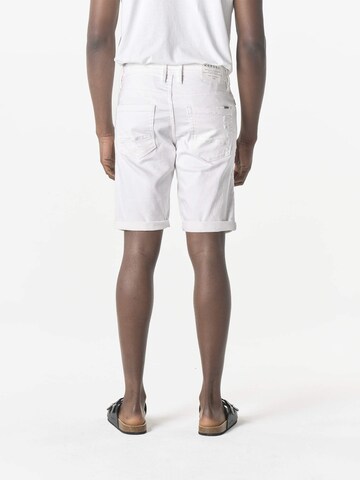 KOROSHI Regular Shorts in Weiß