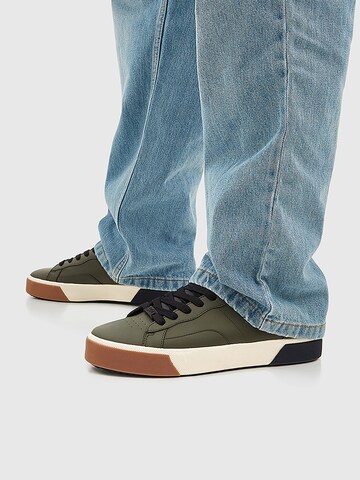 Pull&Bear Platform trainers in Green