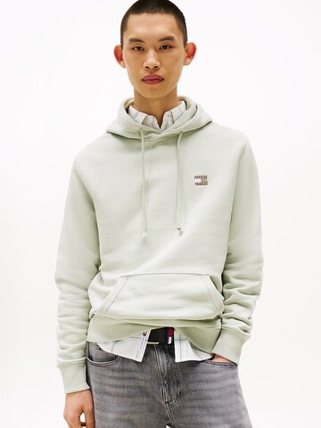 Tommy Jeans - Sudadera en verde: frente