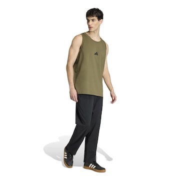 ADIDAS SPORTSWEAR Koszulka funkcyjna w kolorze zielony