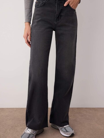 Trendyol Wide Leg Jeans in Schwarz: Vorderseite