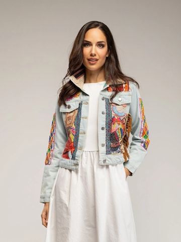 Veste mi-saison 'Chaqueta denim con dibujo africano bordado y lentejuelas' Tantra en bleu : devant