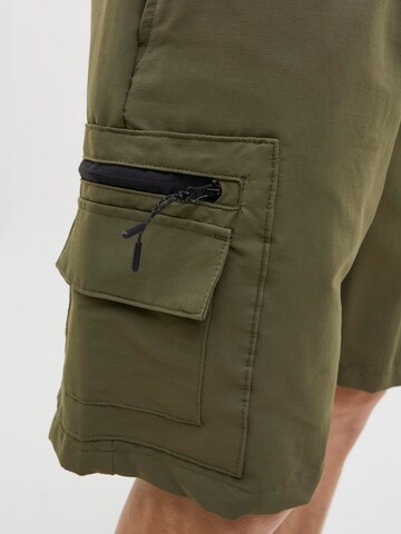 Loosefit Pantalon cargo 'JPSTJaiden Marcher' JACK & JONES en vert