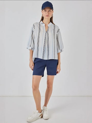 Bigdart - Blusa em azul