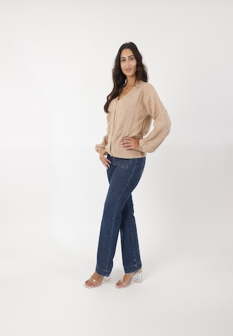 Elara Strickjacke in Braun