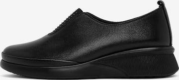 Derimod Loafer värissä musta: etupuoli