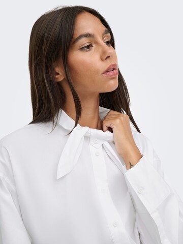 JDY - Blusa 'VITA' en blanco