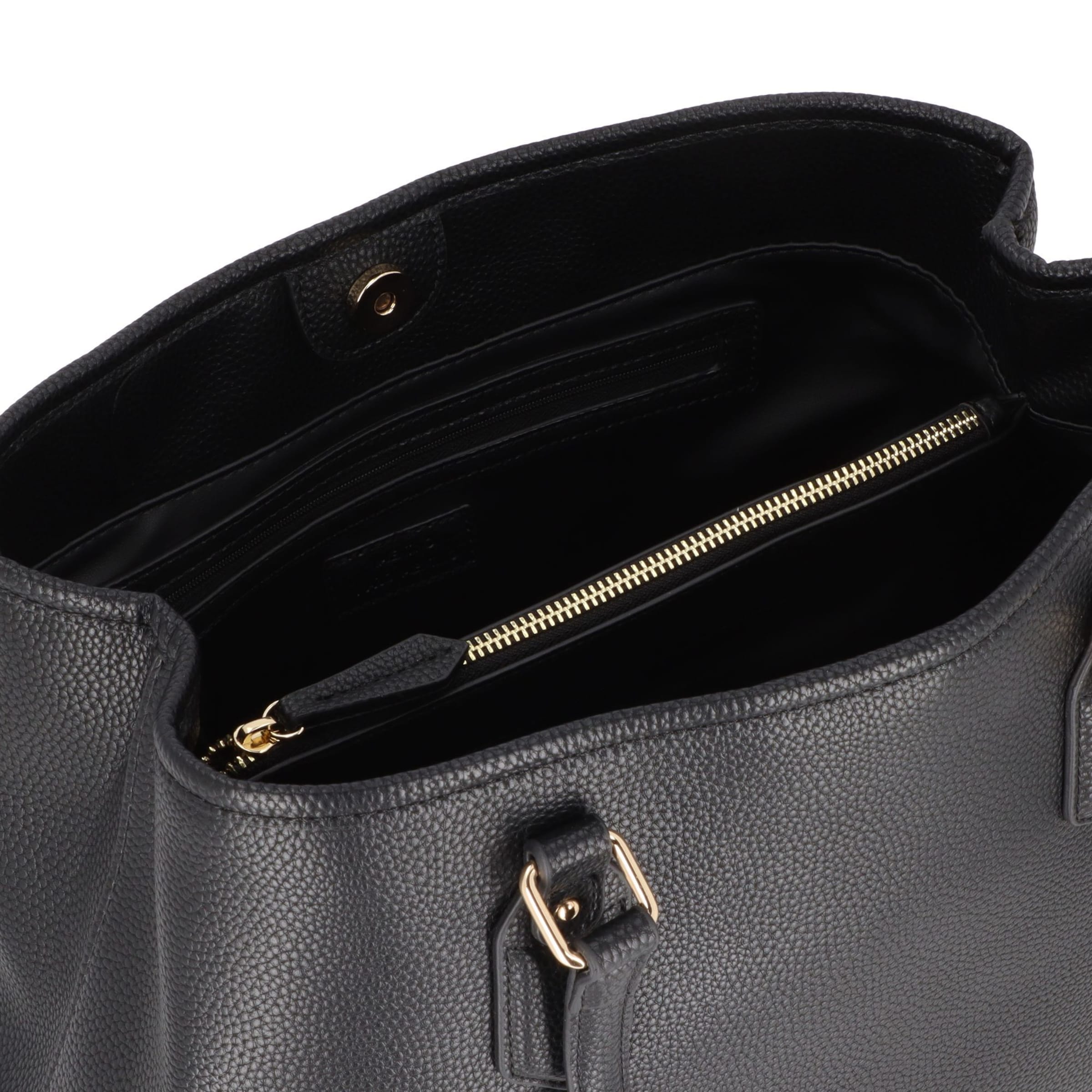 VALENTINO Shoulder bag &#x27;Brixton&#x27; in Black