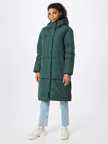 Cappotto invernale 'Merian' di mbym in verde: frontale