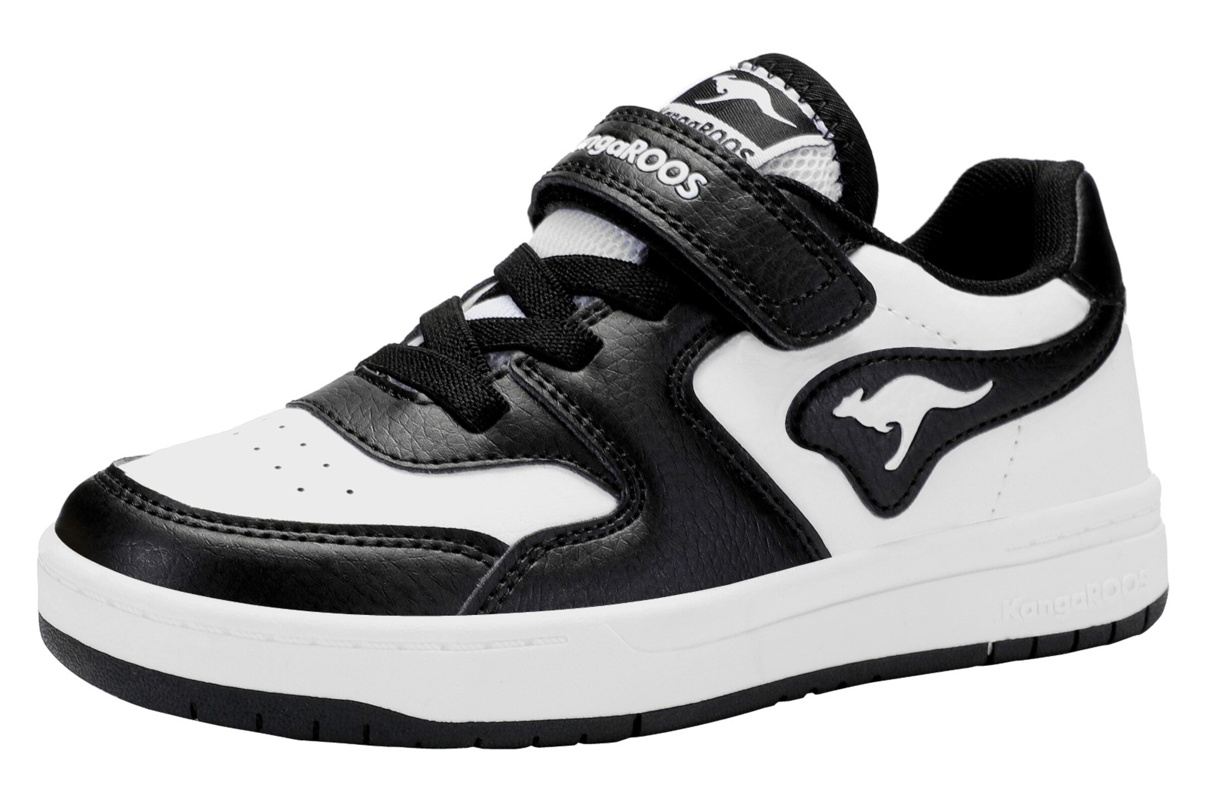 KangaROOS Sneakers in Black: front