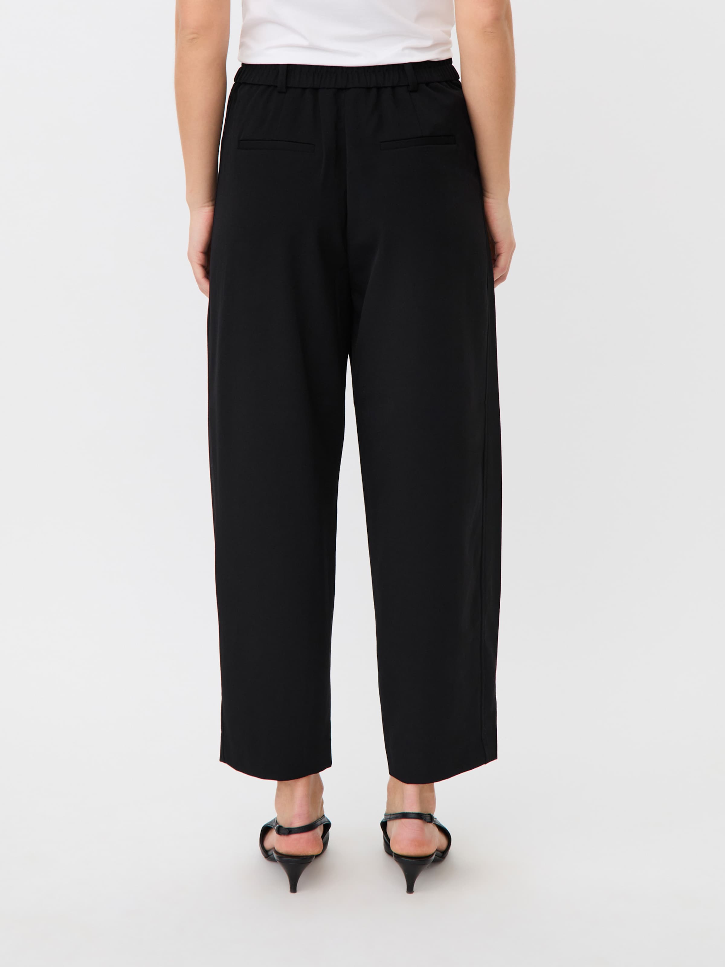 Masai Tapered Broek 'MaPunna' in Zwart