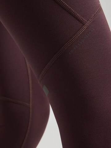 On Skinny Workout Pants in Red