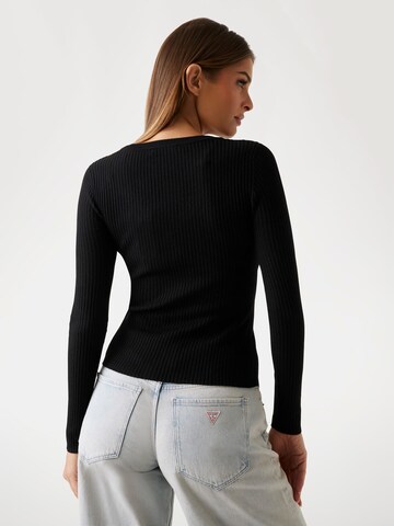 GUESS Knit Cardigan in Black
