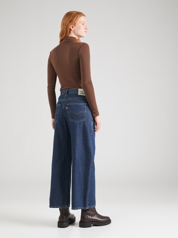 LEVI'S ® Loosefit Jeans med lægfolder 'Featherweight Baggy' i blå