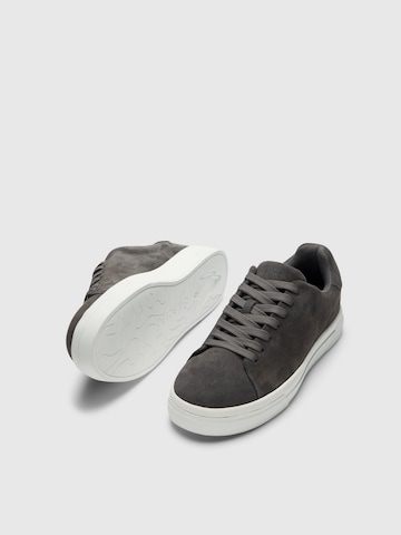 SELECTED Ниски маратонки 'SLHDAVID' в сиво