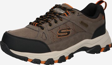 SKECHERS Sneakers laag 'Selmen' in Bruin: voorkant