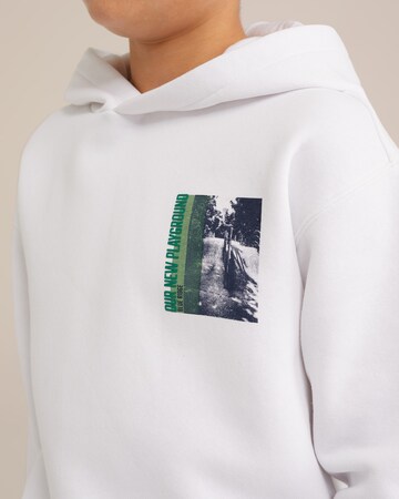 WE Fashion Sweatshirt in White