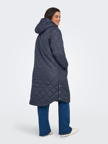 Manteau d’hiver 'CARNew Sandy' ONLY Carmakoma en bleu