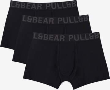 Pull&Bear Boxer shorts in Black: front