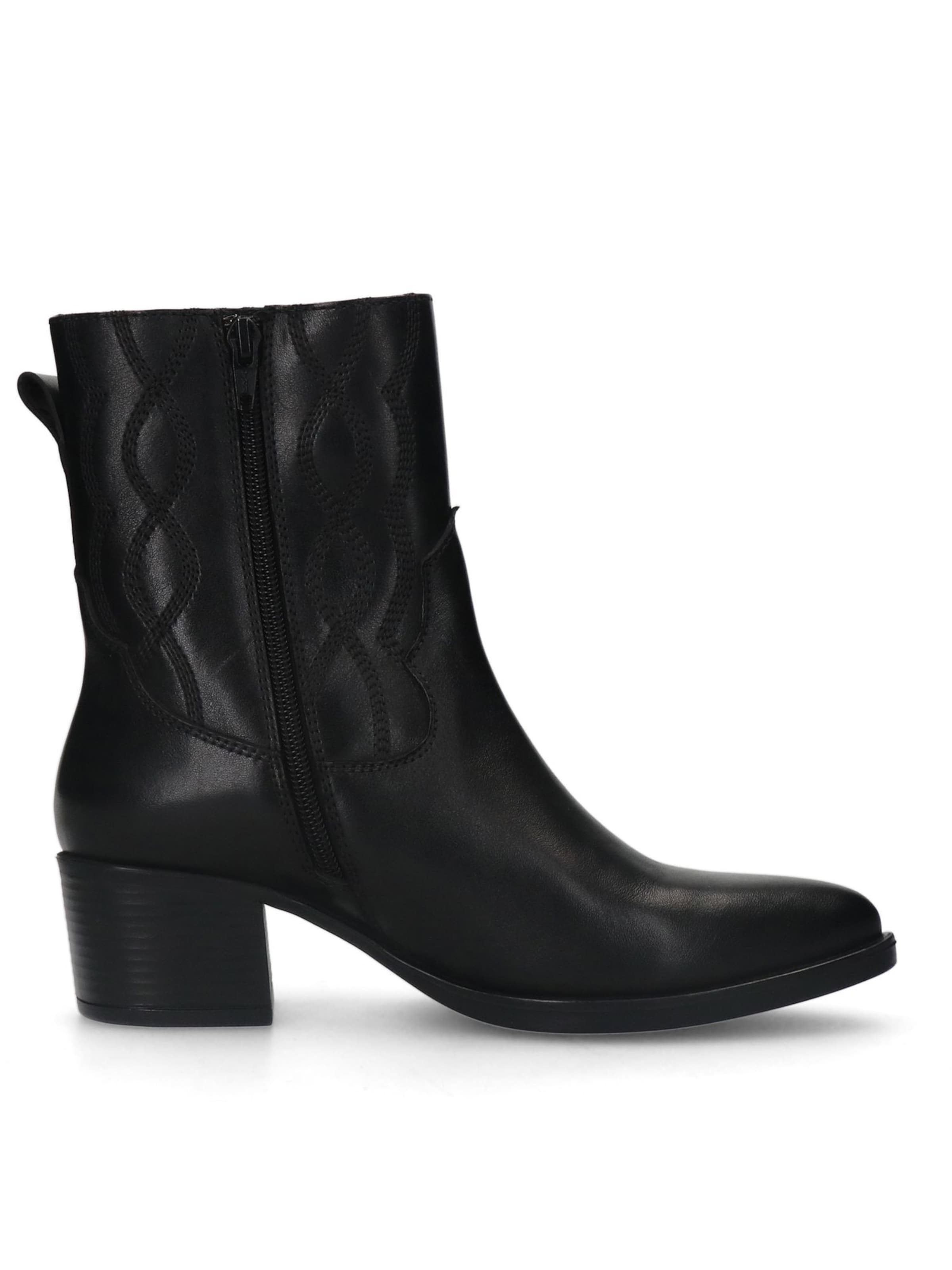 MANFIELD Ankle Boots in Black