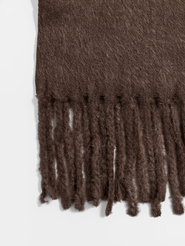 L'Arte Milano Shawl in Brown