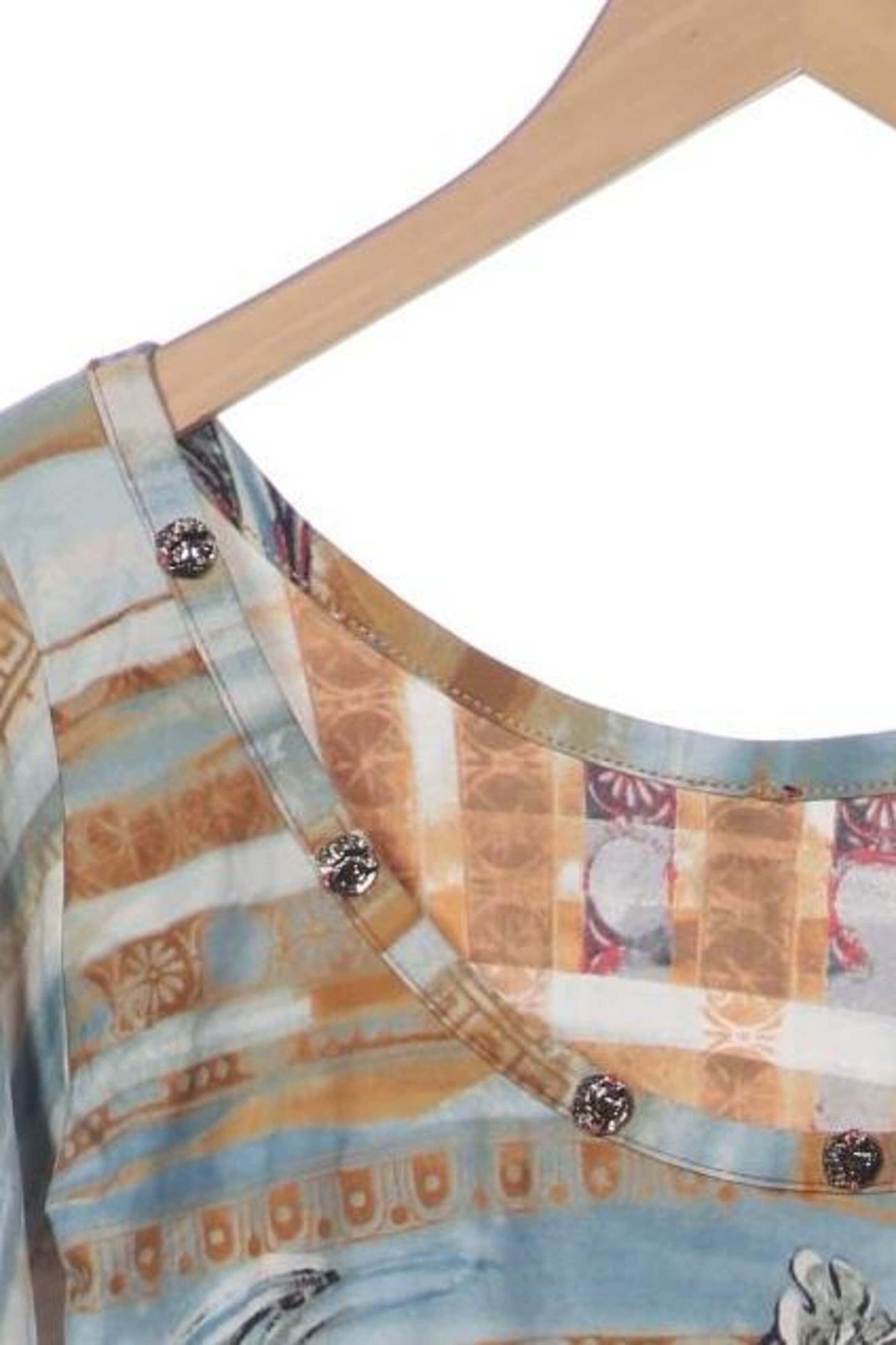 Save the Queen Top & Shirt in M in Mixed colors