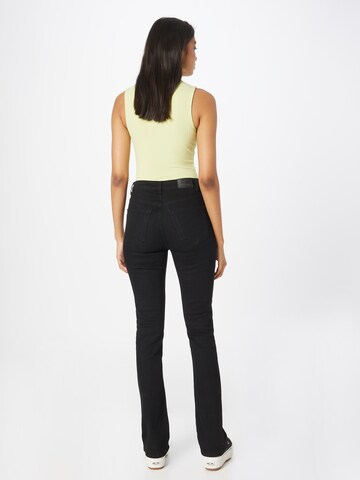 Gina Tricot Bootcut Jeans in Schwarz