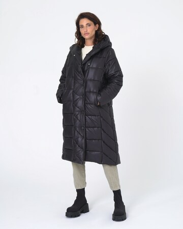 FRESHLIONS Winter coat 'Eva' in Black