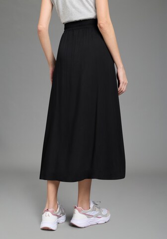 LAURA SCOTT Rock in Schwarz