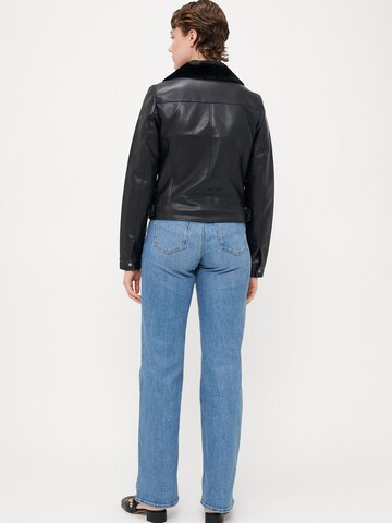 melns Vero Moda Tall Starpsezonu jaka 'VMHAILEY'