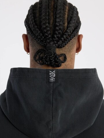 YSPT Studio Sweatshirt 'BLAZE'‌‌‌‌‌‌‌ in Schwarz