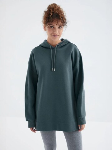 Tommy Life Sweatshirt 'Sweatshirts' in Green: front