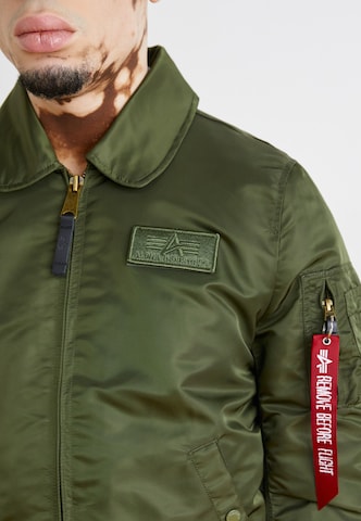 ALPHA INDUSTRIES Φθινοπωρινό και ανοιξιάτικο μπουφάν 'Flying Tigers' σε πράσινο