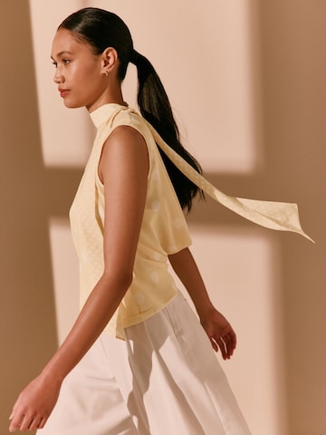Next - Blusa en amarillo