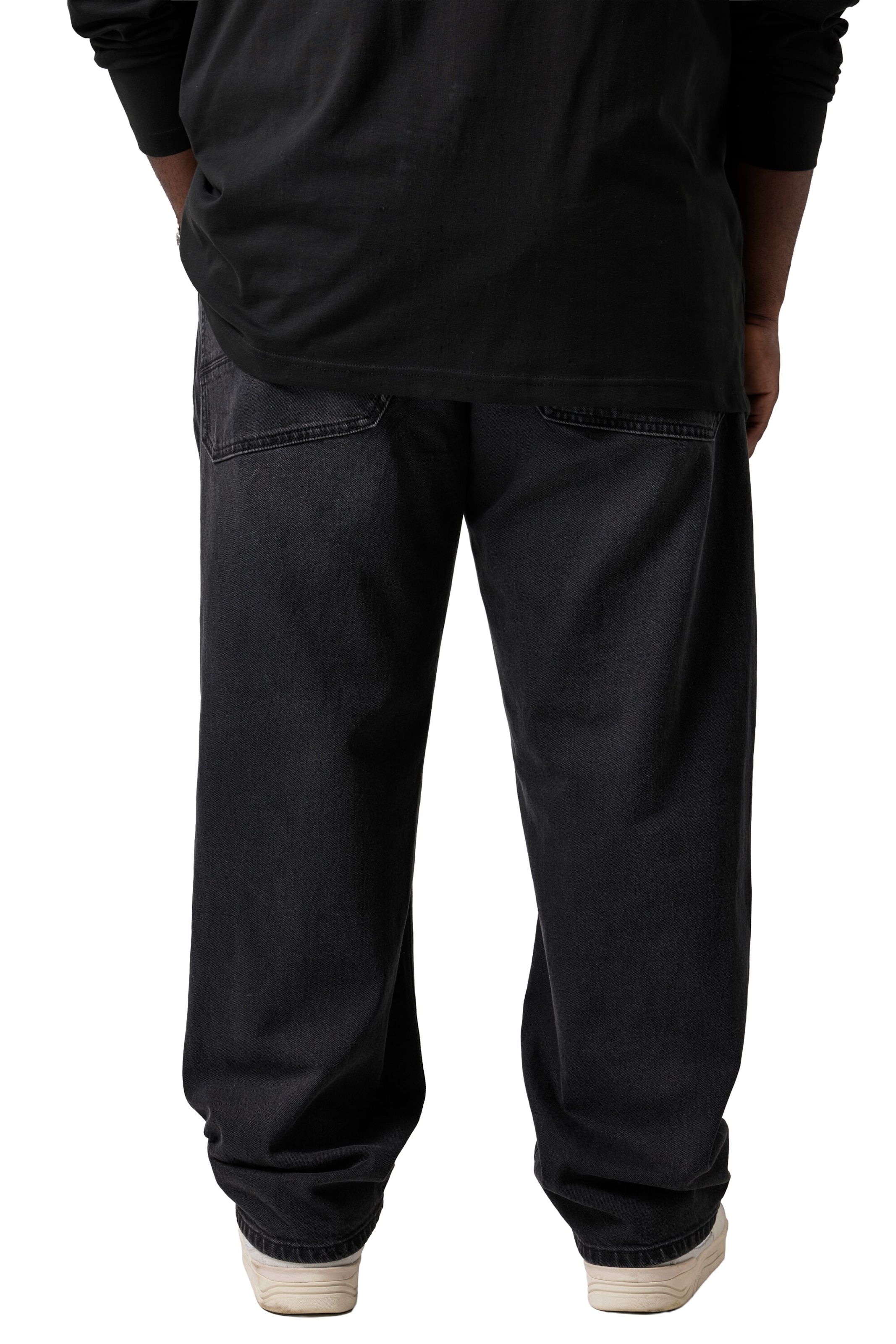 STHUGE Baggy Jeans in Black