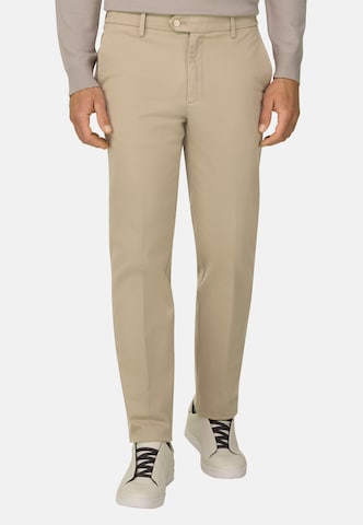 Boggi Milano Slim fit Chino trousers in Beige: front