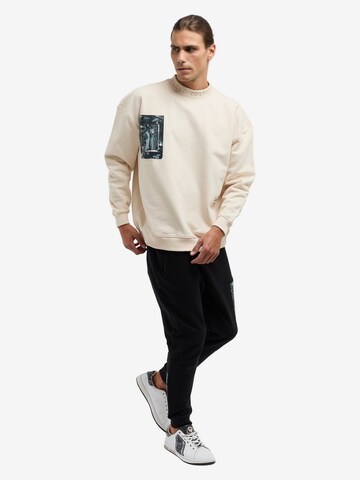 Sweat-shirt 'De Stermich' Carlo Colucci en blanc