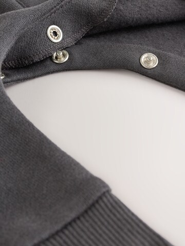 Ensemble Next en gris