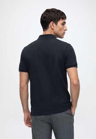 Tricou 'JUL4 INTL EXCLUSIVE' de la HOLLISTER pe negru